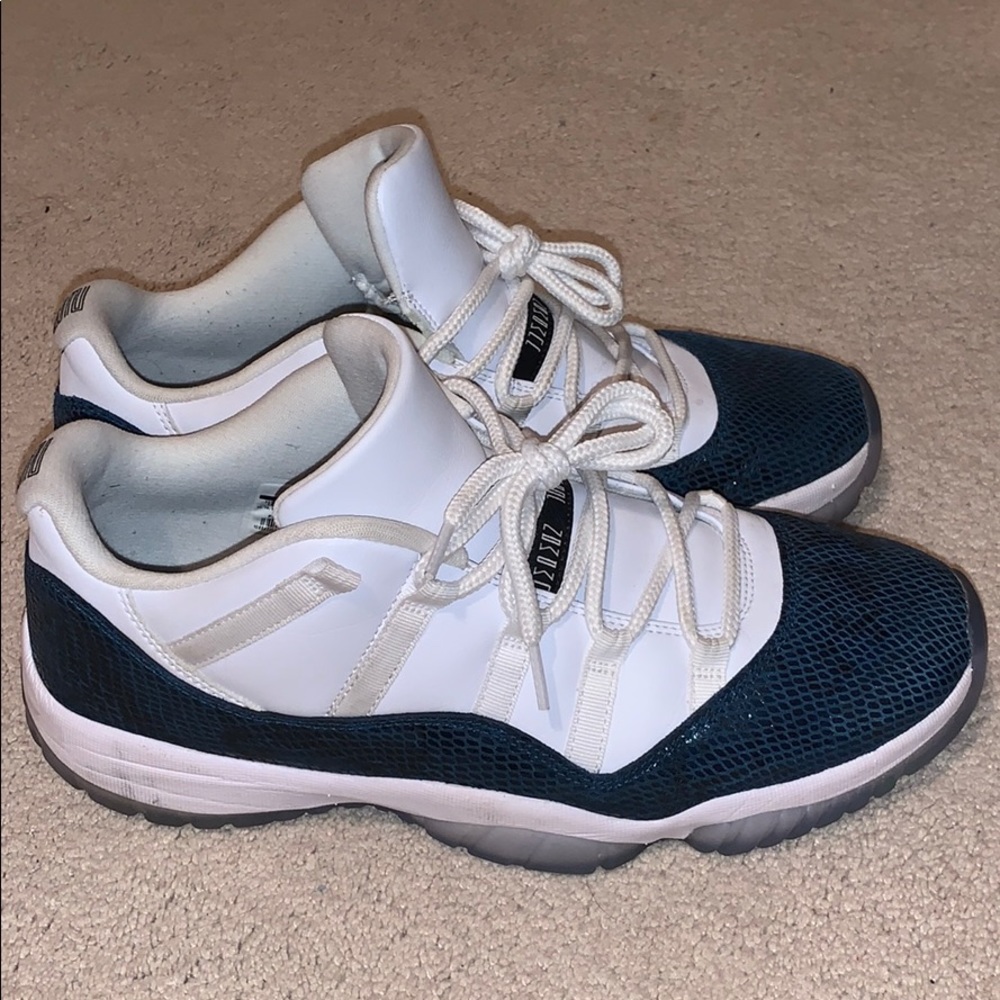 Jordan 11 Snakeskin blue